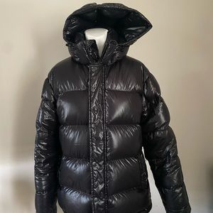 ARITZIA SUPER PUFF (regular length)